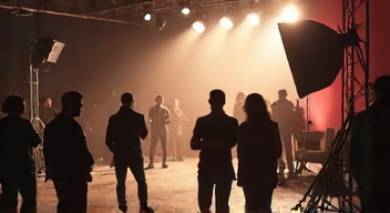 Soziale Dynamiken in der Unterhaltungsindustrie (6/10)