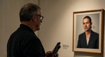 Der Blick des Experten auf Kunst in der Repression (2/10)